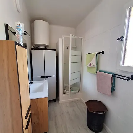 F2 Pieds Dans L'eau * Casaglione